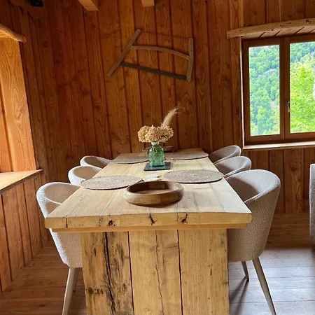 Au Coeur Des Pyrenees Avec Jacuzzi * Melles