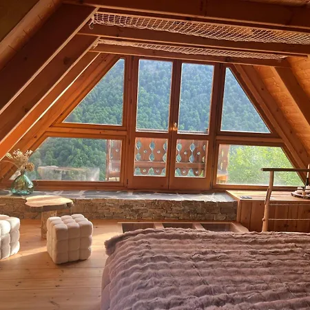 شاليه Au Coeur Des Pyrenees Avec Jacuzzi Melles